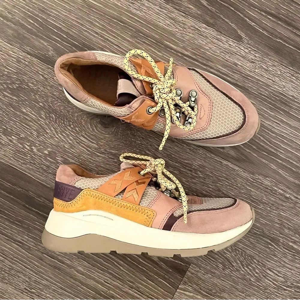 Frye willow trek low